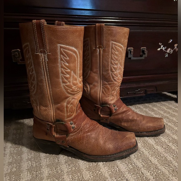 Frye vintage harness stitched eagle boot size 9 - Picture 1 of 3